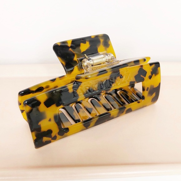 PARK AND BUZZ Jumbo 5” Eco Acetate Hair Claw Clip - Chic Tortoise Shell - Picture 4 of 6